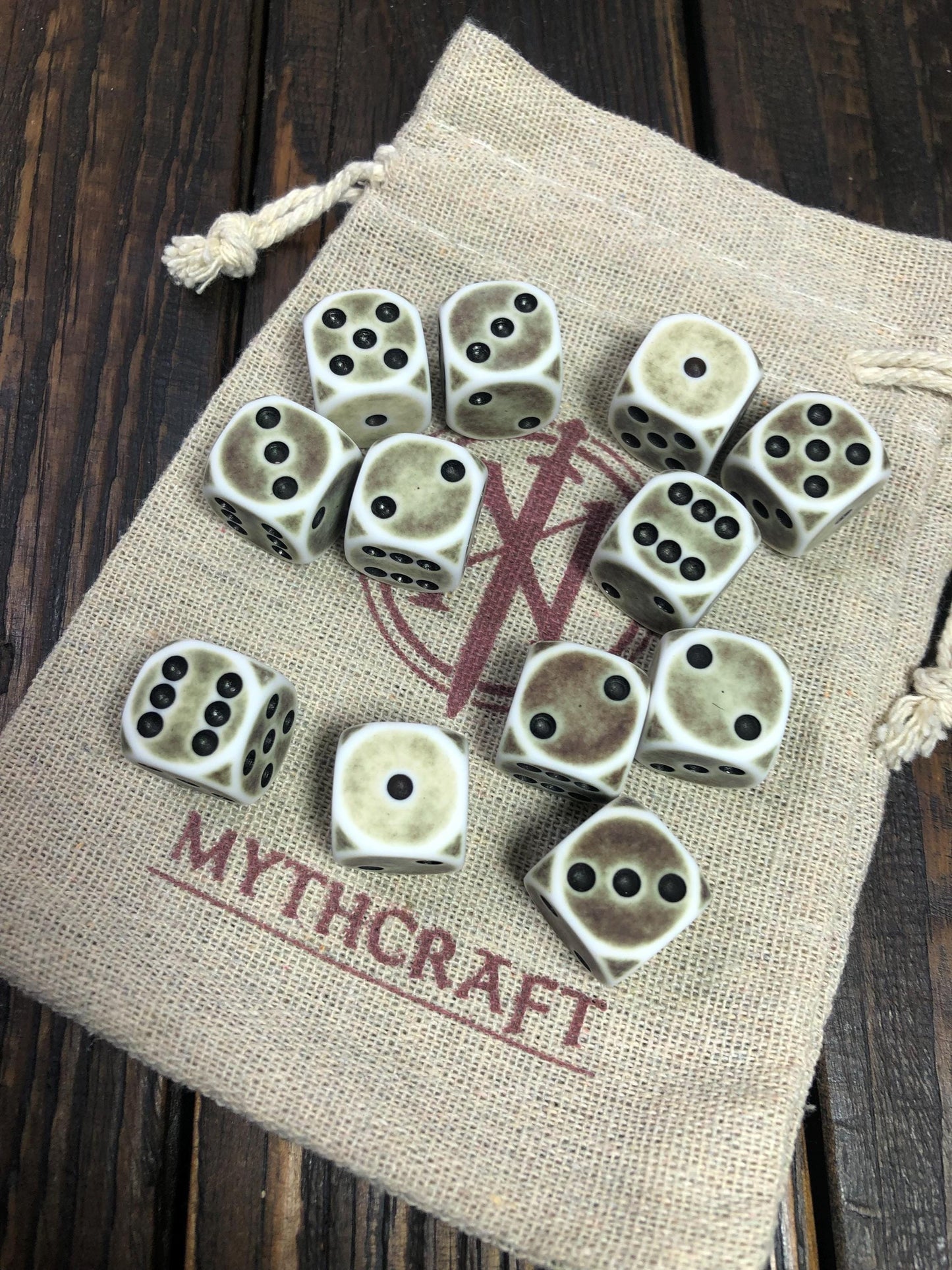 Bone White D6 Set
